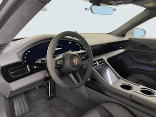 Porsche Taycan GTS Sport Turismo