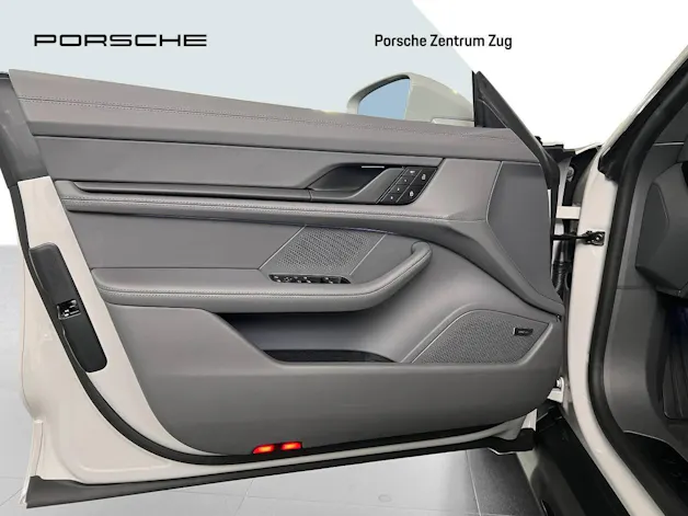 Porsche Taycan GTS Sport Turismo