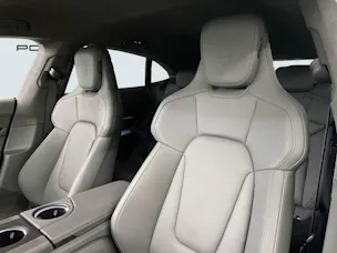 Porsche Taycan GTS Sport Turismo
