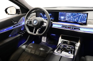 Vehicle image BMW i7 xDrive60