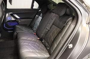 Vehicle image BMW i7 xDrive60