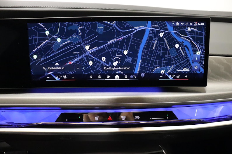 Vehicle image BMW i7