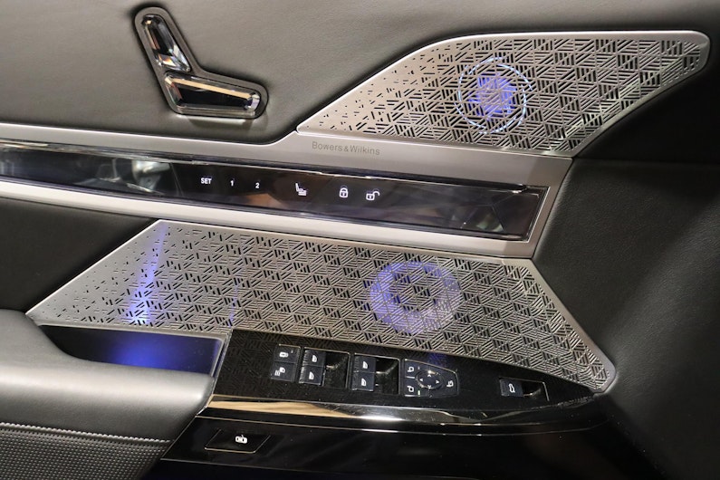 Vehicle image BMW i7