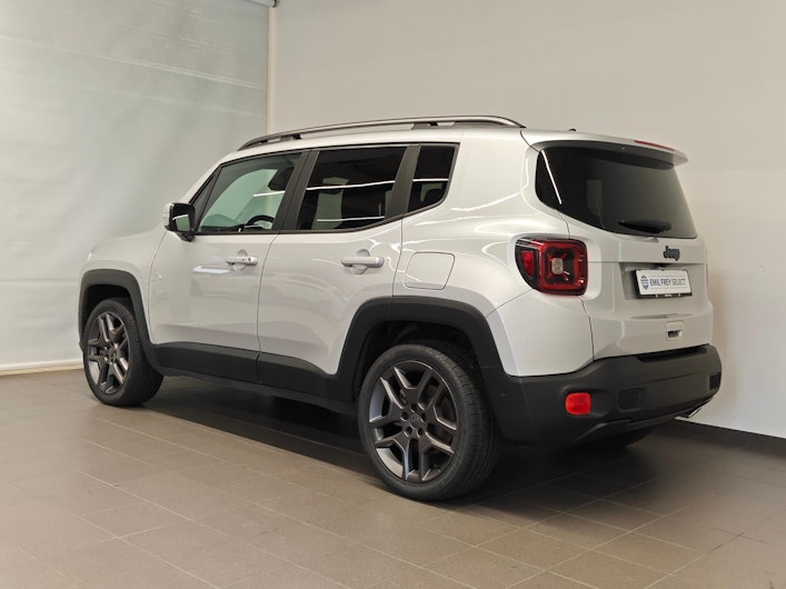Vehicle image JEEP RENEGADE