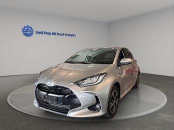 Vehicle image TOYOTA Yaris 1.5 VVT-i HSD Trend