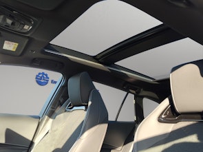 Vehicle image TOYOTA Corolla Touring Sports 2.0 HSD Premium