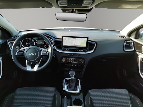 Vehicle image 4 Vehicle image 4