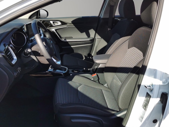 Vehicle image KIA CEED