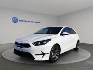 Kia Ceed 1.5 T-GDi MHEV Power