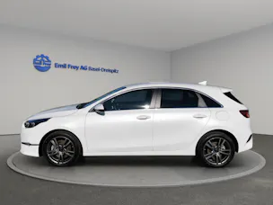 Kia Ceed 1.5 T-GDi MHEV Power