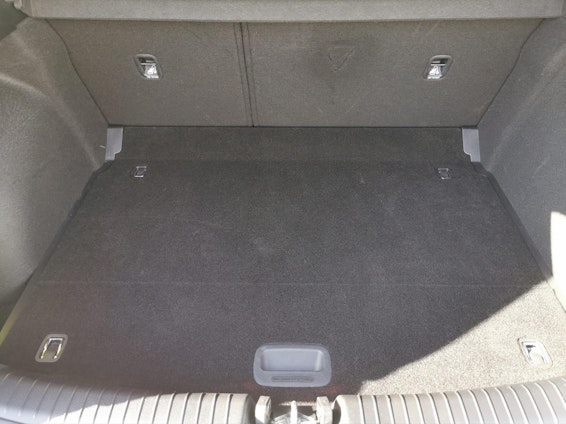 Vehicle image 8 Vehicle image 8