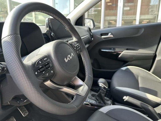 Vehicle image 7 Vehicle image 7