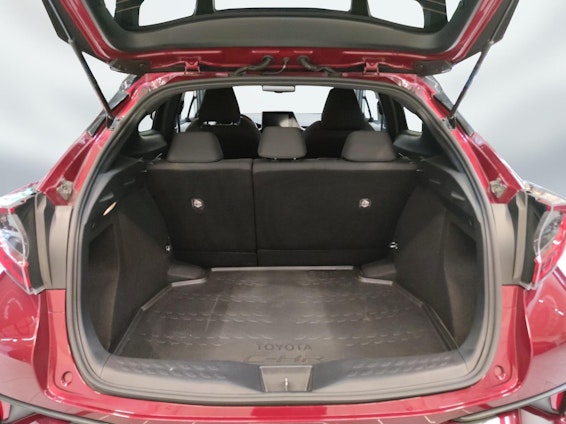 Vehicle image 19