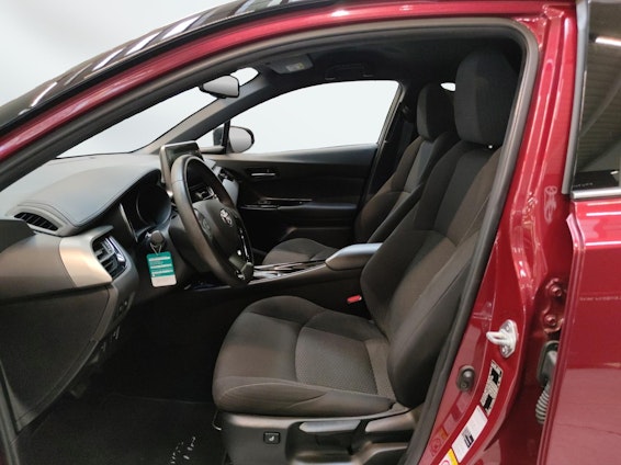 Vehicle image 8