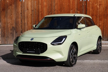 Vehicle image SUZUKI SWIFT 0