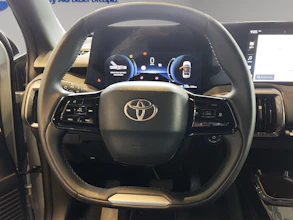 https://vehicle.imgix.net/3938240/9355161a-e2cf-4dc3-b891-5676642d7fe3.jpg