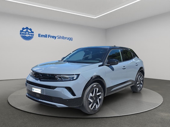 First vehicle image