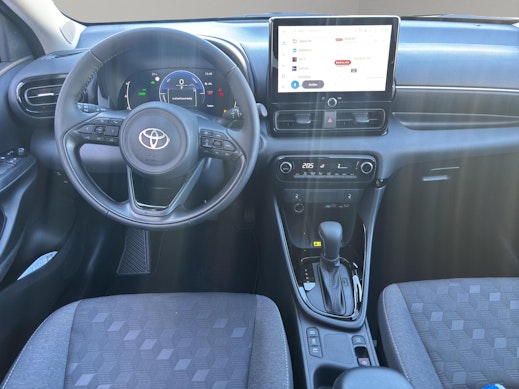 TOYOTA Yaris 1.5 VVT-i HSD Trend 3