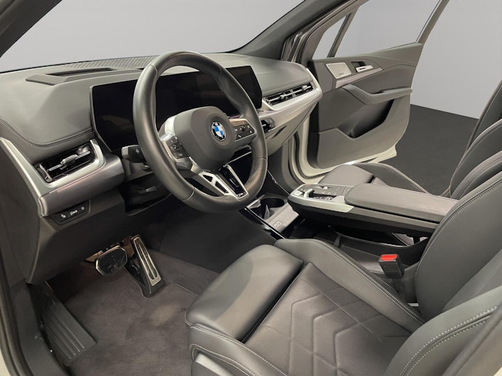 Vehicle image BMW 2 SERIES