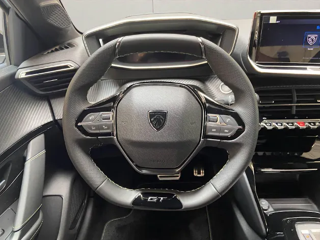 Peugeot 208 e-GT
