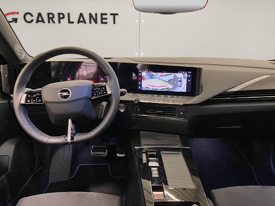 Vehicle image 5 Vehicle image 5