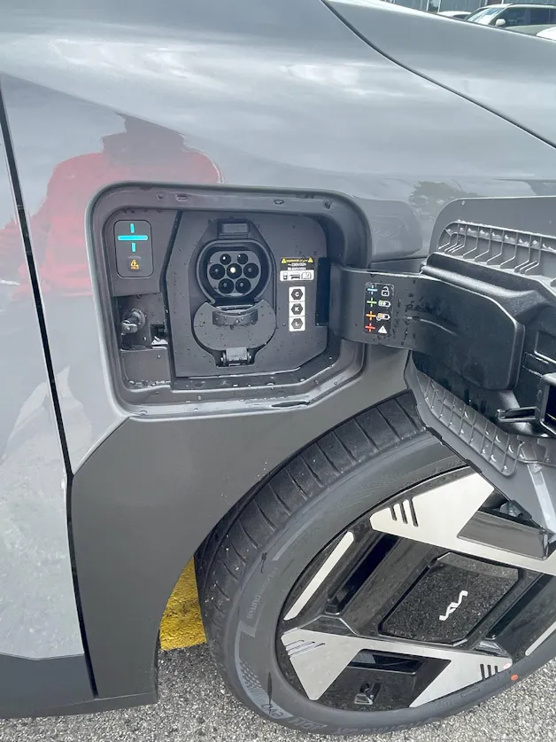 Kia EV3 81 kWh Earth+