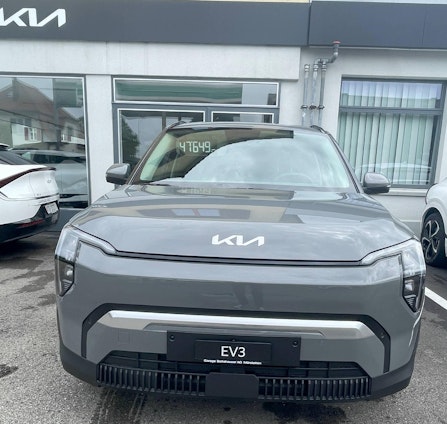 First vehicle image First vehicle image