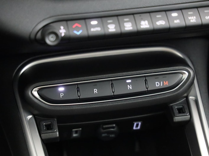 Vehicle image JEEP AVENGER