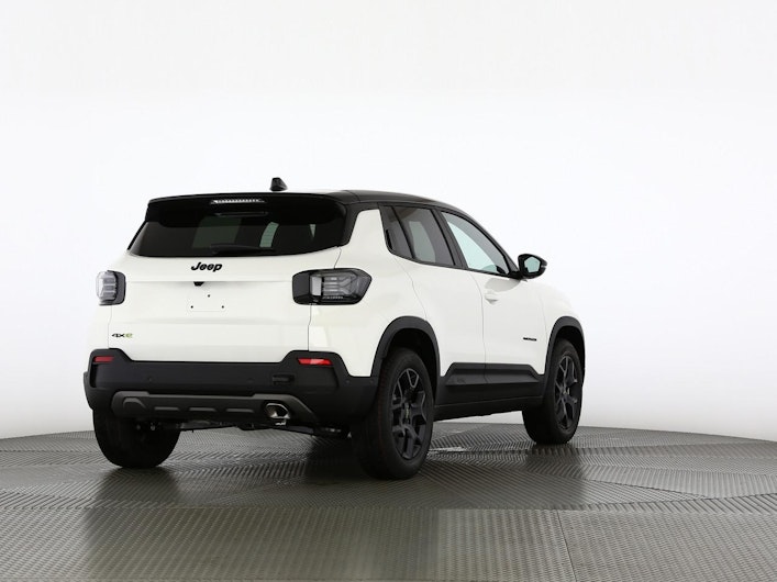 Vehicle image JEEP AVENGER