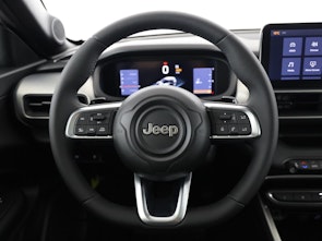 Fahrzeugbild JEEP Avenger 1.2 MHEV Overland 4xe