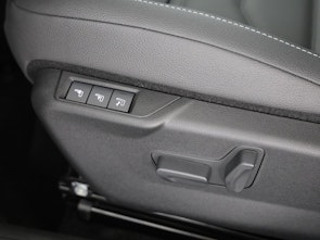 Fahrzeugbild JEEP Avenger 1.2 MHEV Overland 4xe