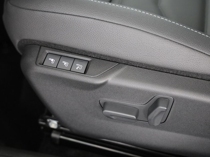 Vehicle image JEEP AVENGER