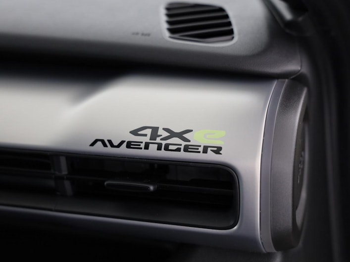 Vehicle image JEEP AVENGER