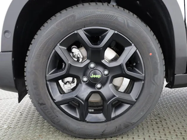 Jeep Avenger 1.2 MHEV Overland 4xe