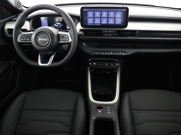 Vehicle image JEEP AVENGER