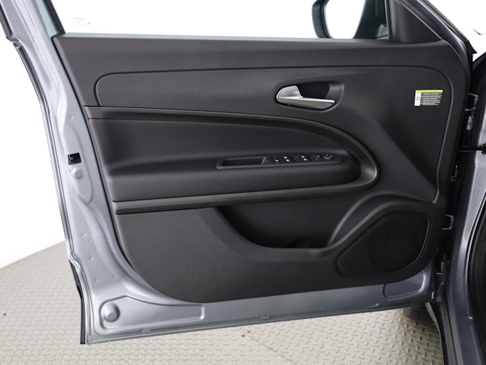 Vehicle image JEEP AVENGER