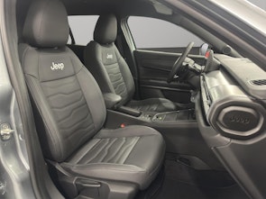 Fahrzeugbild JEEP Avenger 1.2 MHEV Overland 4xe