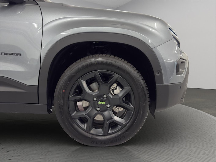 Vehicle image JEEP AVENGER