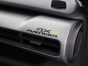 Fahrzeugbild JEEP Avenger 1.2 MHEV Overland 4xe