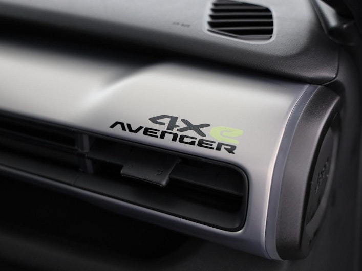 Vehicle image JEEP AVENGER