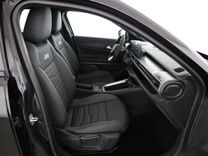 Vehicle image JEEP AVENGER