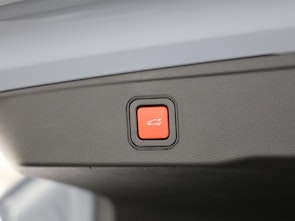 Vehicle image JEEP Avenger 1.2 MHEV The North Face 4xe