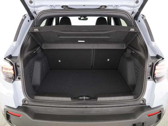 Vehicle image JEEP AVENGER