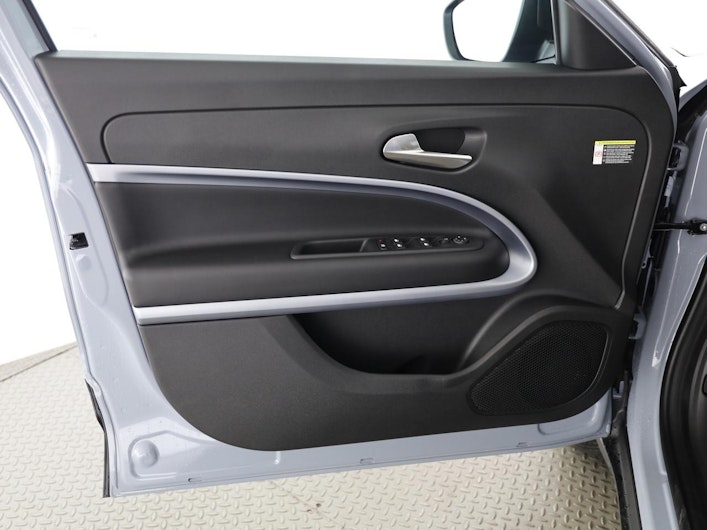 Vehicle image JEEP AVENGER