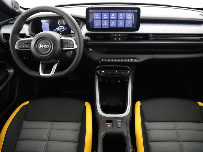 Vehicle image JEEP AVENGER