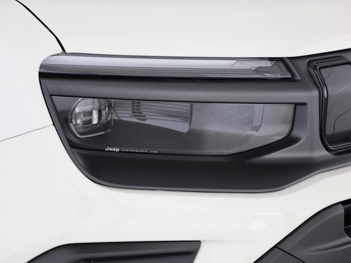 Vehicle image JEEP AVENGER