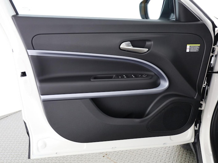 Vehicle image JEEP AVENGER