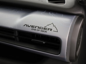 Vehicle image JEEP Avenger 1.2 MHEV The North Face 4xe