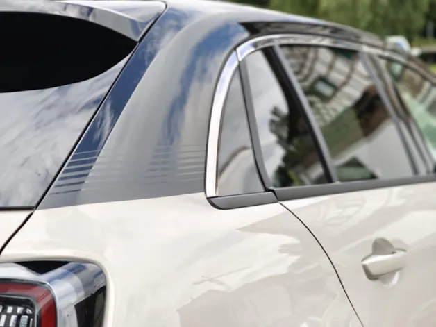 Fiat 600 1.2 Hybrid 136 La Prima Bicolore