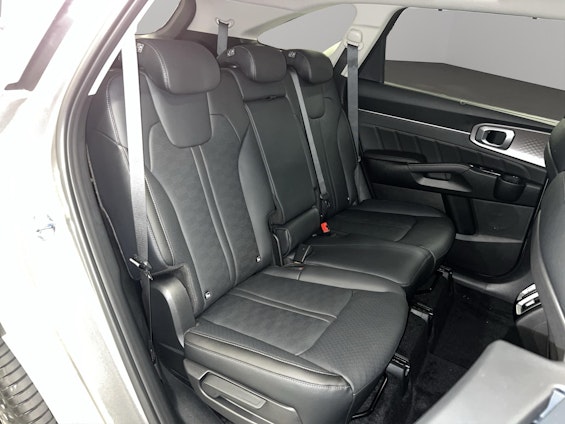 Vehicle image 8 Vehicle image 8